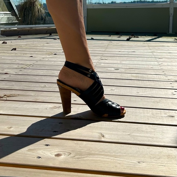 Coach Leather sandals size 10 - Picture 2 of 5